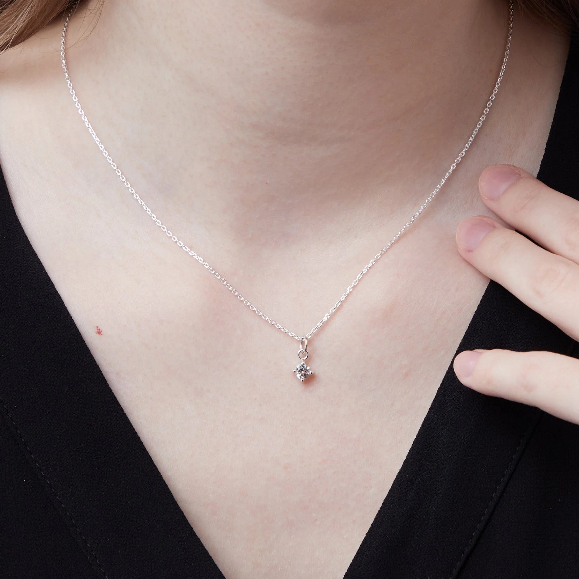 Aria Round Gemstone Necklace - Image 2