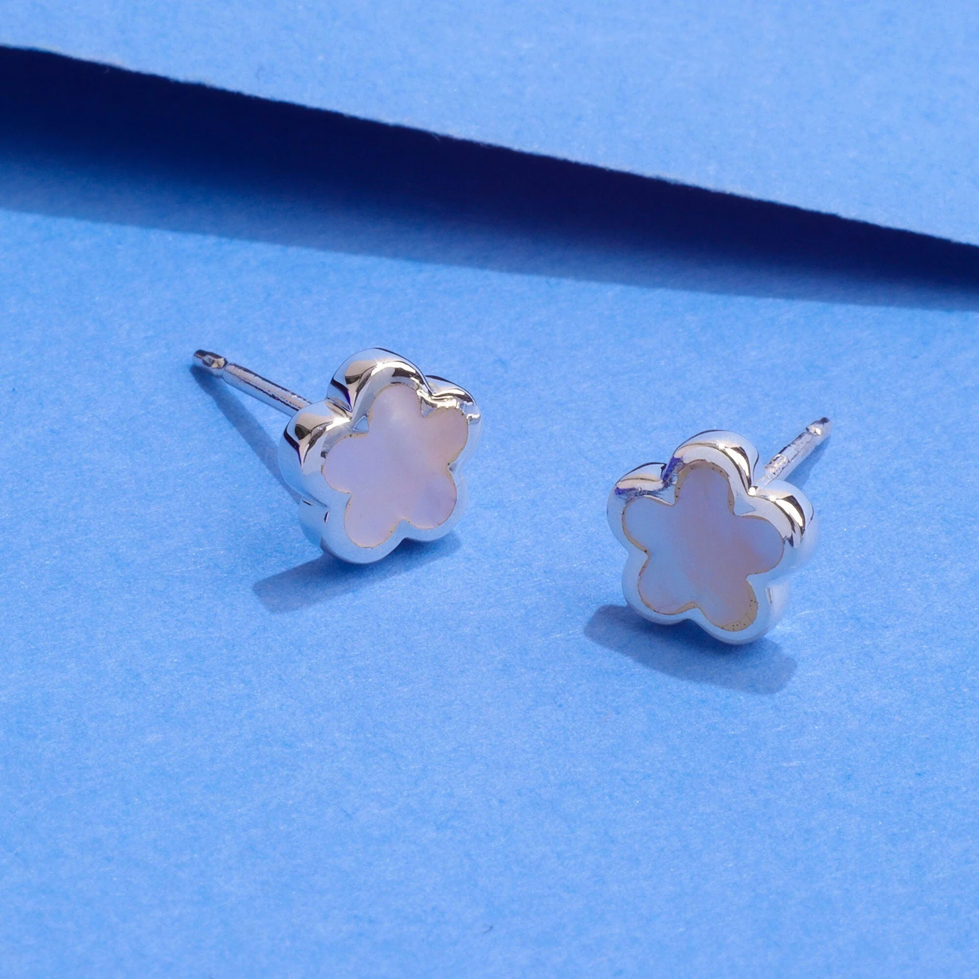 Belle Daisy Studs with Stone - Image 6
