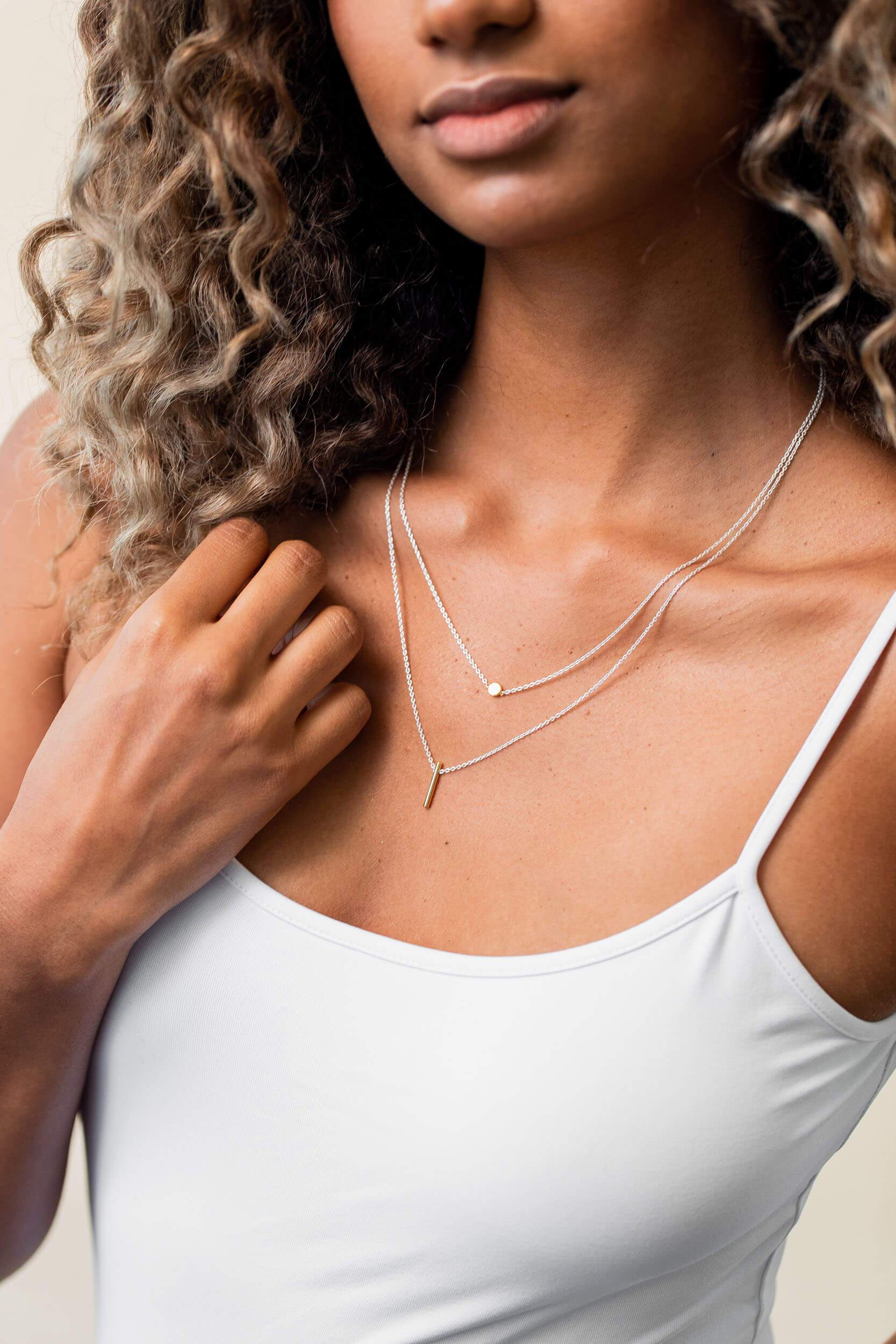 Belle Layer Necklace - Image 4