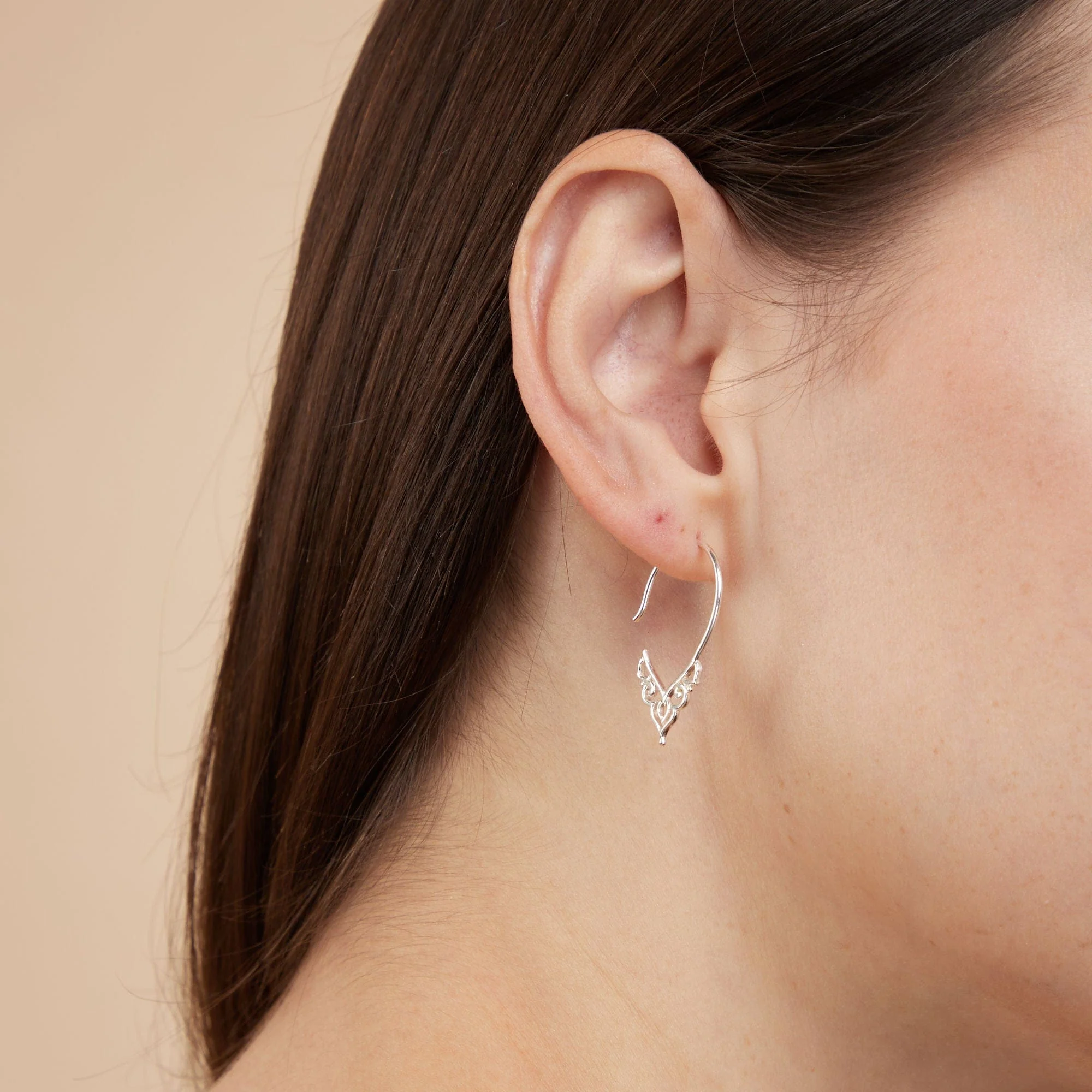 Bohemian Vine Leaf Pull Through Hoops - Image 3