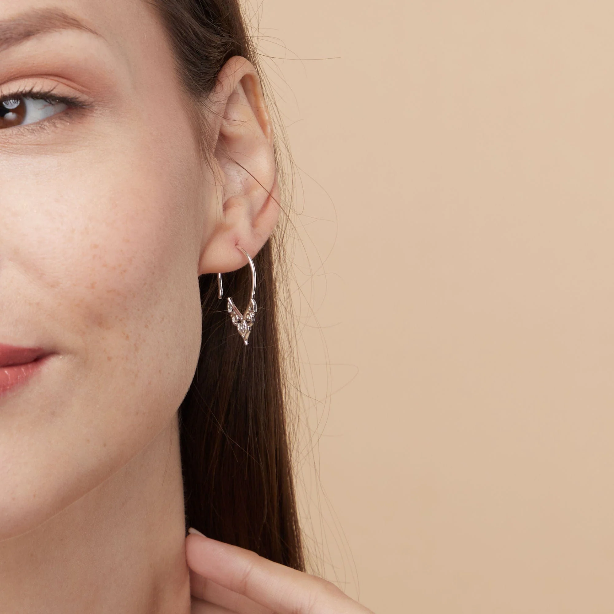 Bohemian Vine Leaf Pull Through Hoops - Image 4