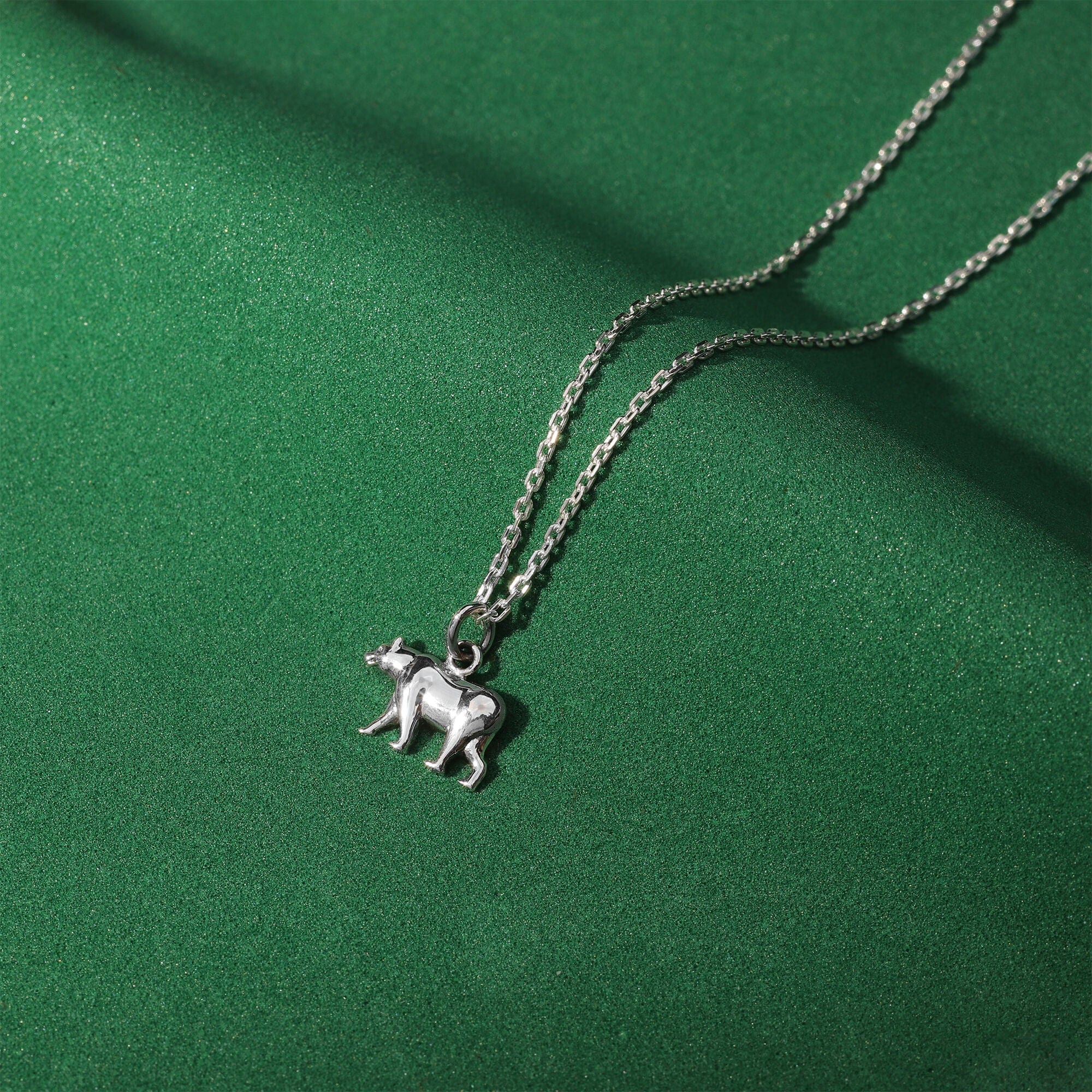 California Grizzly Bear Pendant Necklace - Image 5