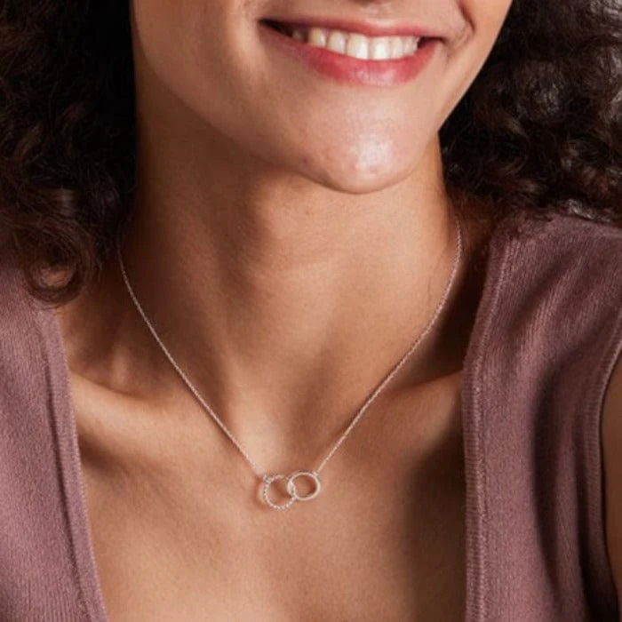 Deluxe Dot Circle Pendant Necklace - Image 6