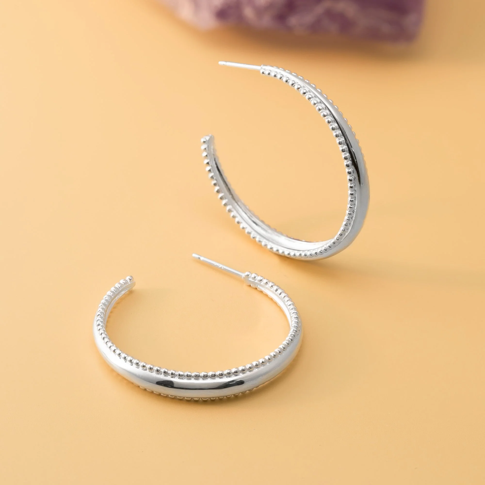Dotted Edge Hoop Earrings - Image 3