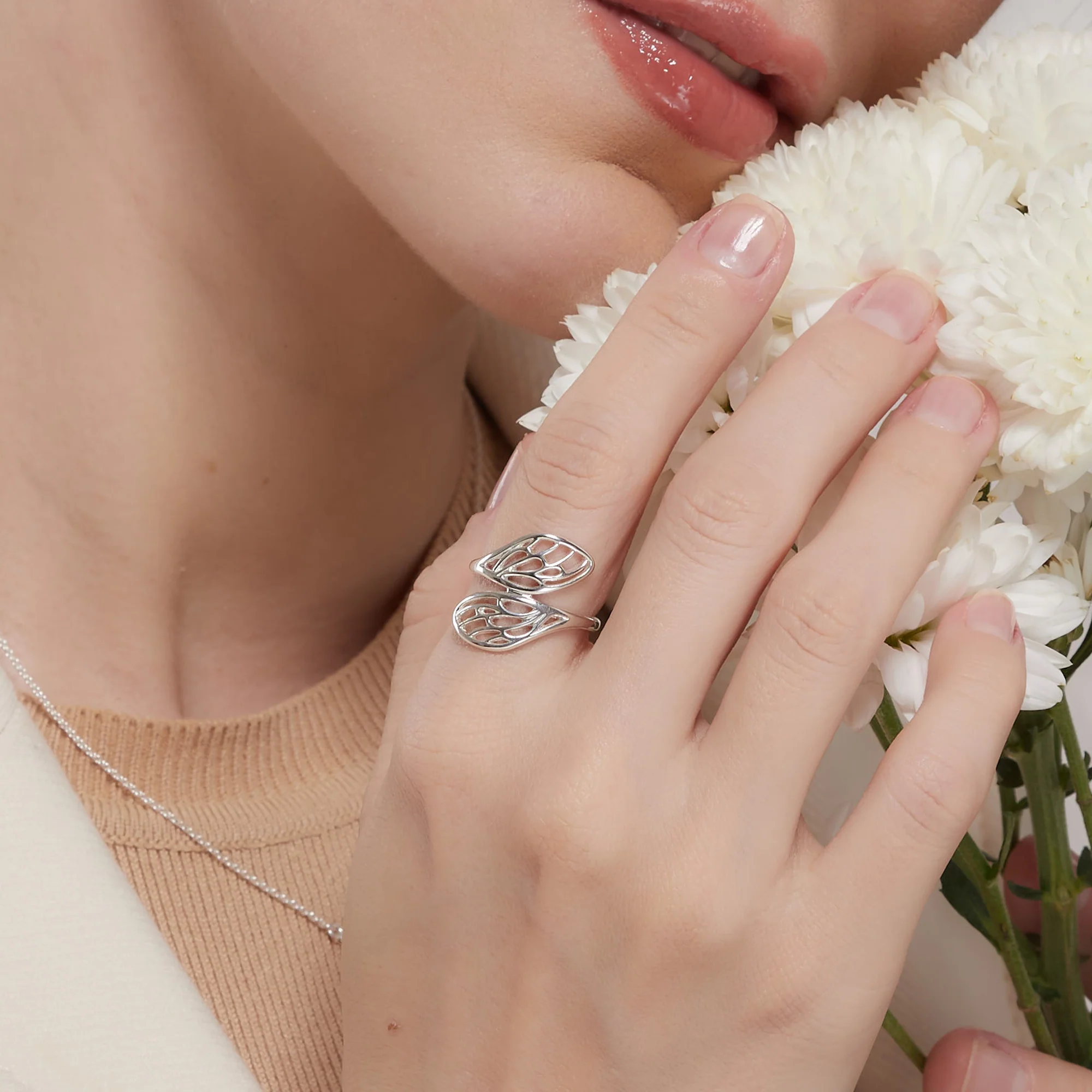 Dragonfly Wing Wrap Ring - Image 2