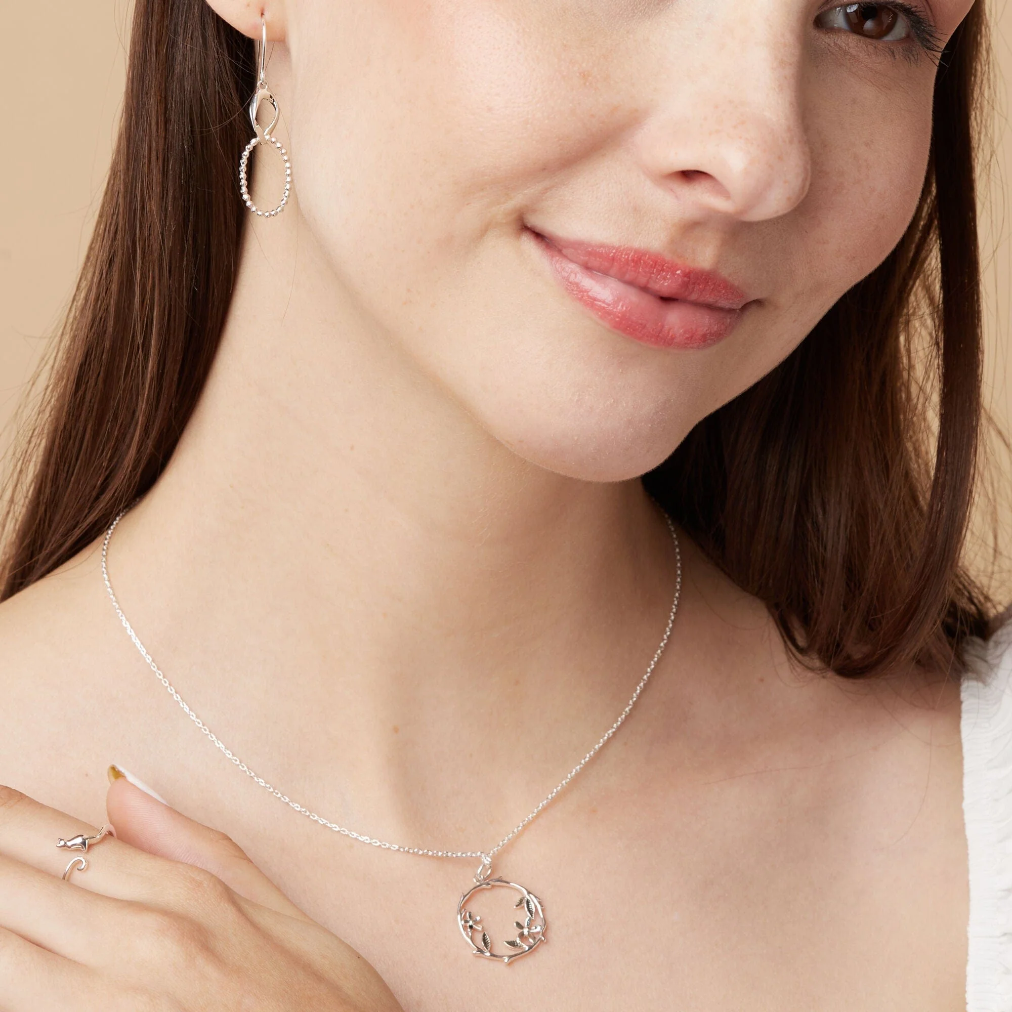 Ethereal Vine Necklace - Image 3