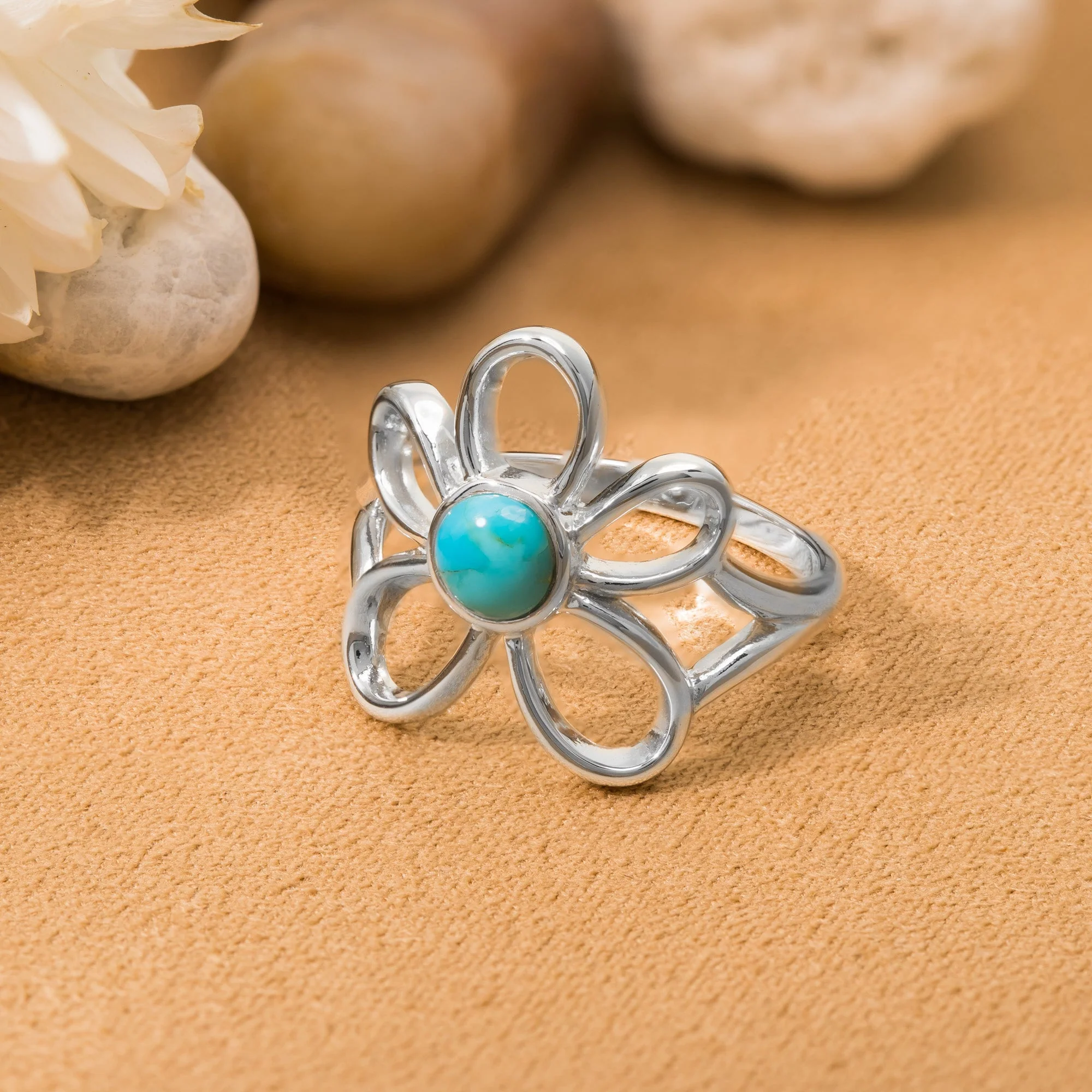 Floral Bloom Ring with Stone - Image 4