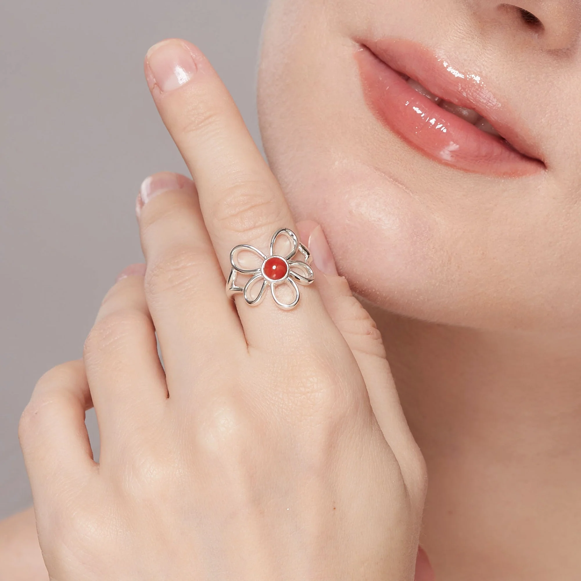 Floral Bloom Ring with Stone - Image 5