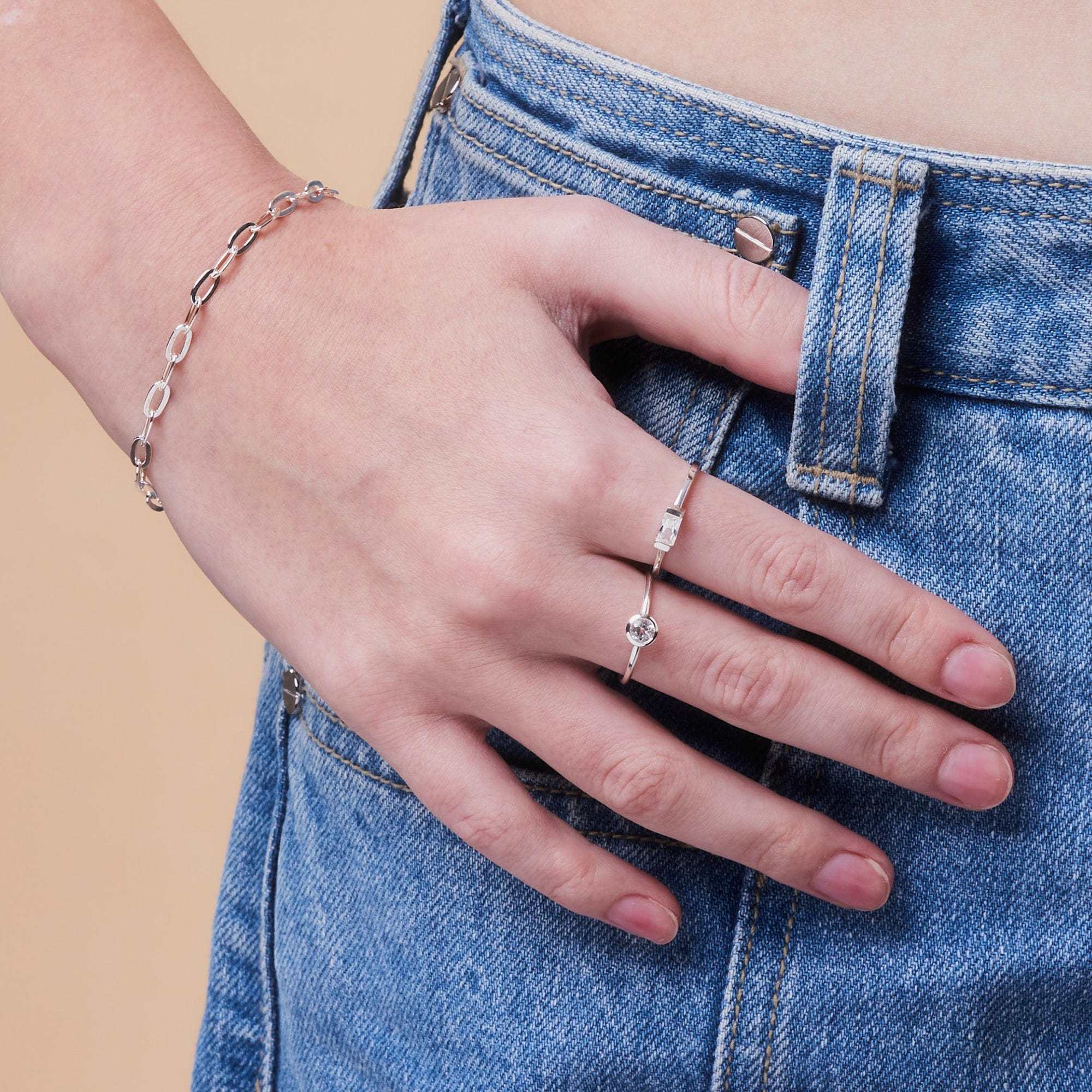 Hammered Max Chain Bracelet - Image 3