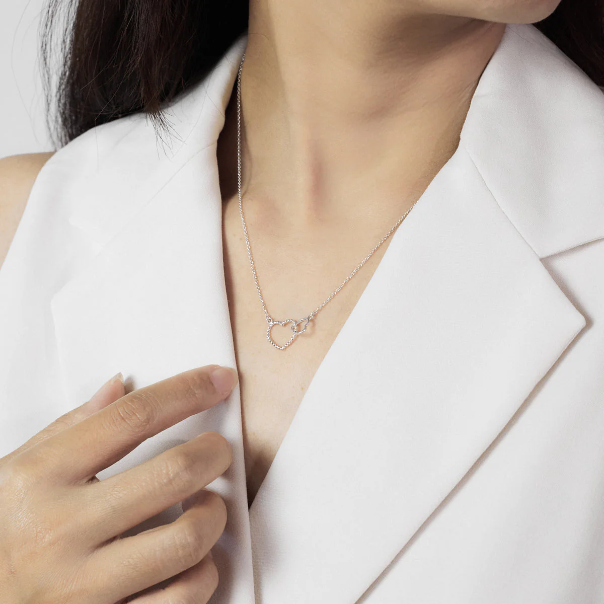 Interlocking Hearts Necklace - Image 2