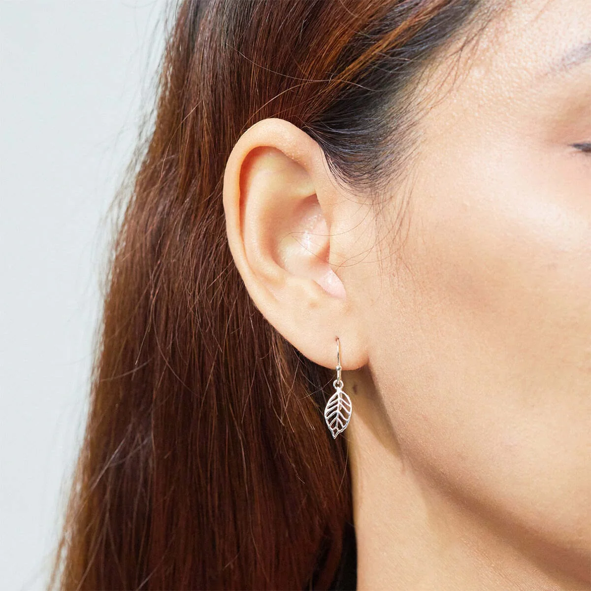Leaf Outline Dangle Earrings - Image 2