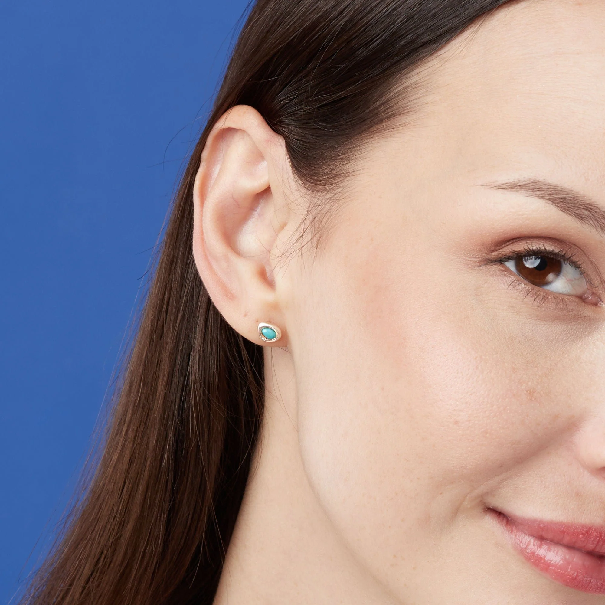 Pebble Studs with Stone - Image 2