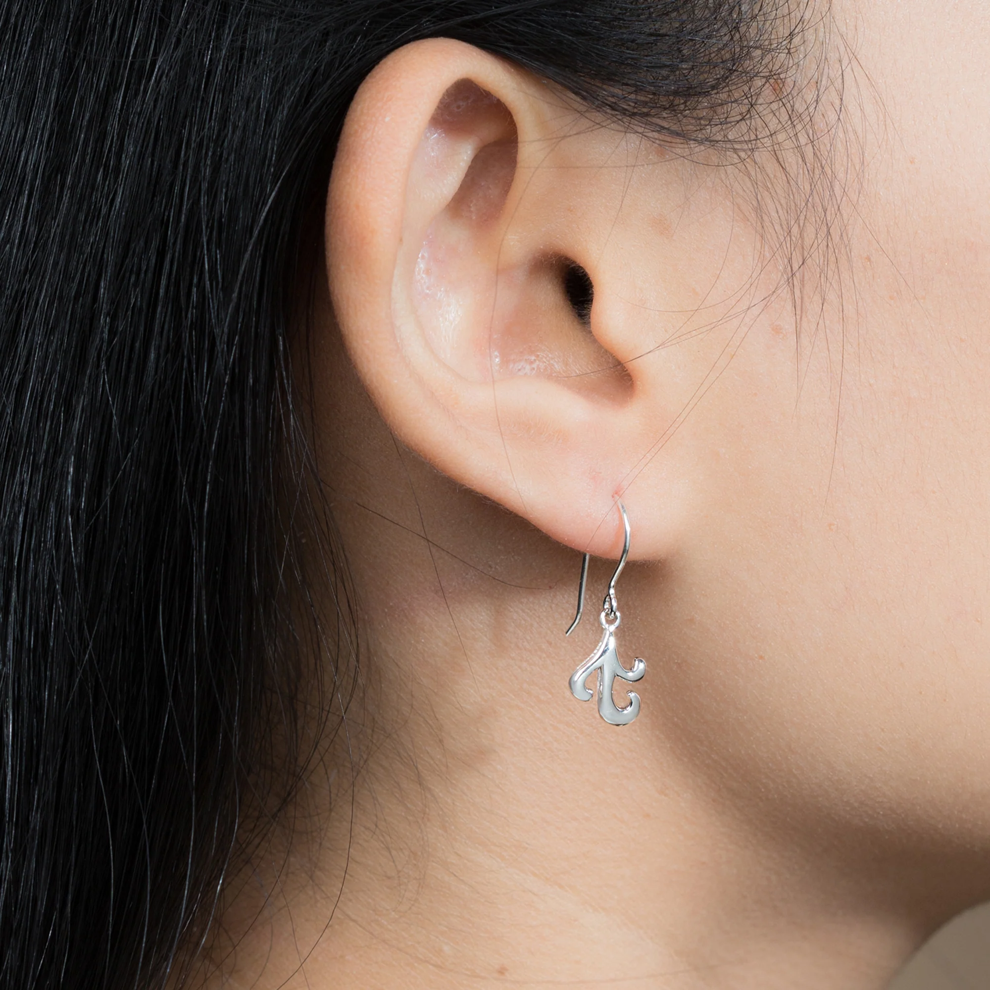 Ocean Breeze Dangle Earrings - Image 2
