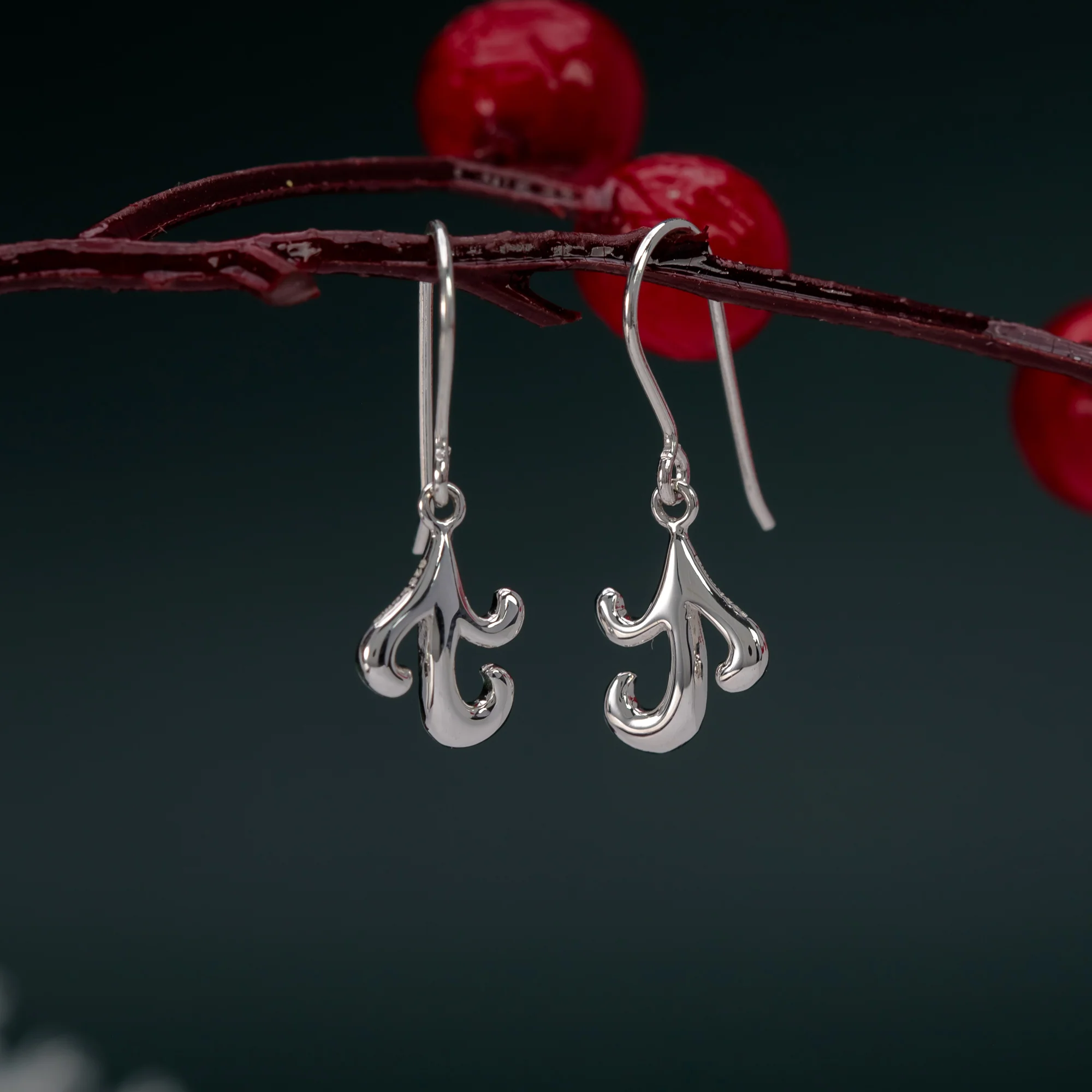 Ocean Breeze Dangle Earrings - Image 3