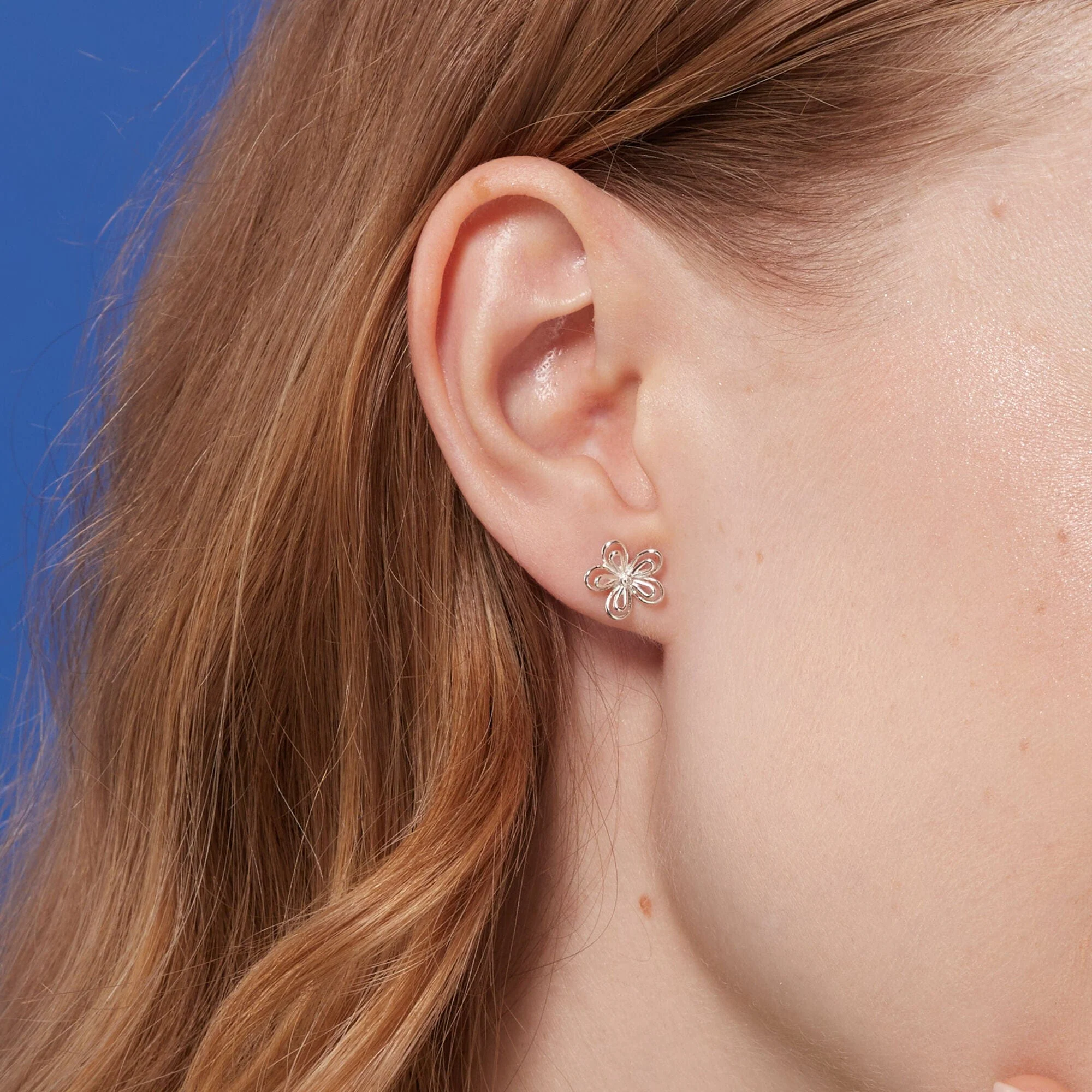 Outline Daisy Earring Studs - Image 2