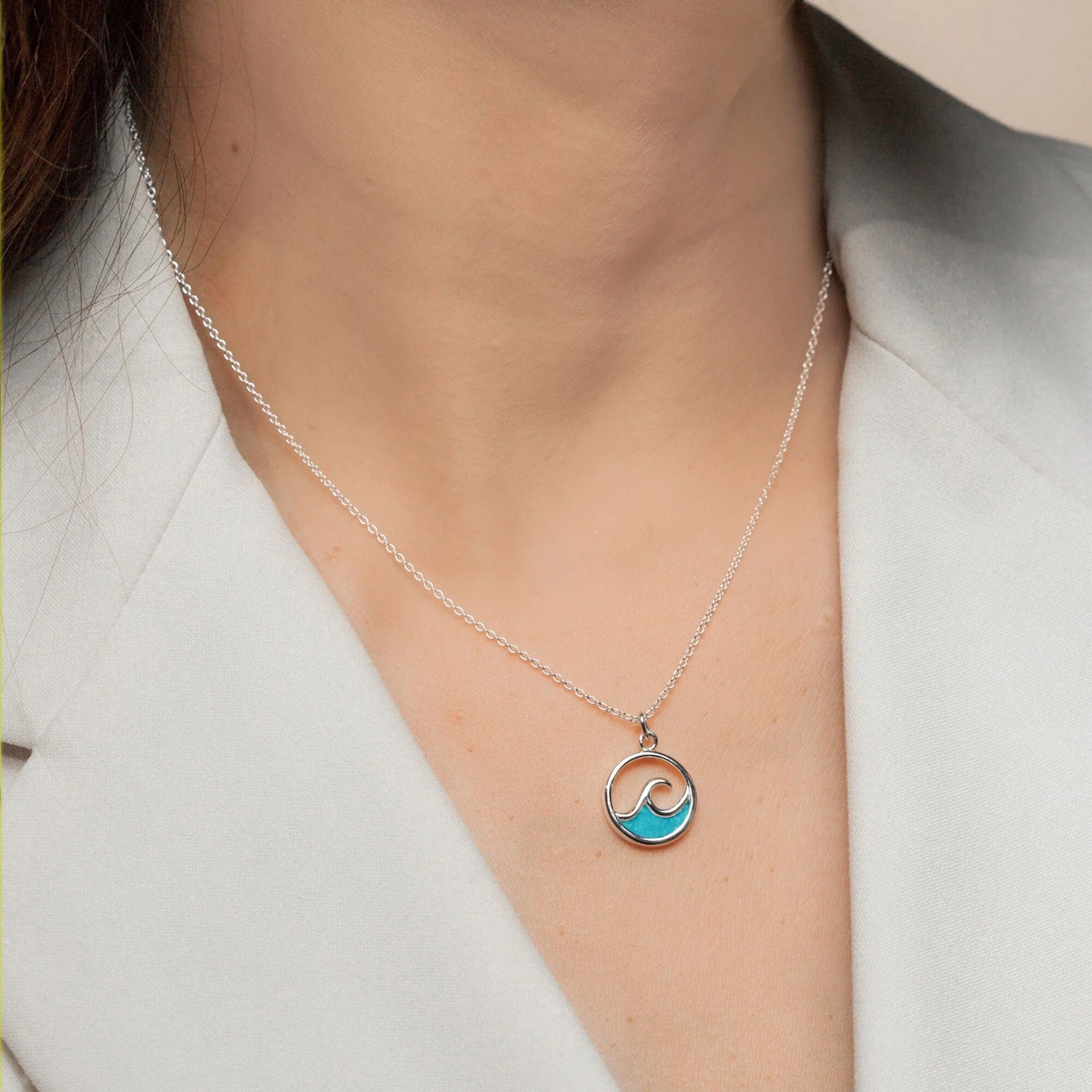 Outline Ocean Wave Necklace with Stone - Image 5