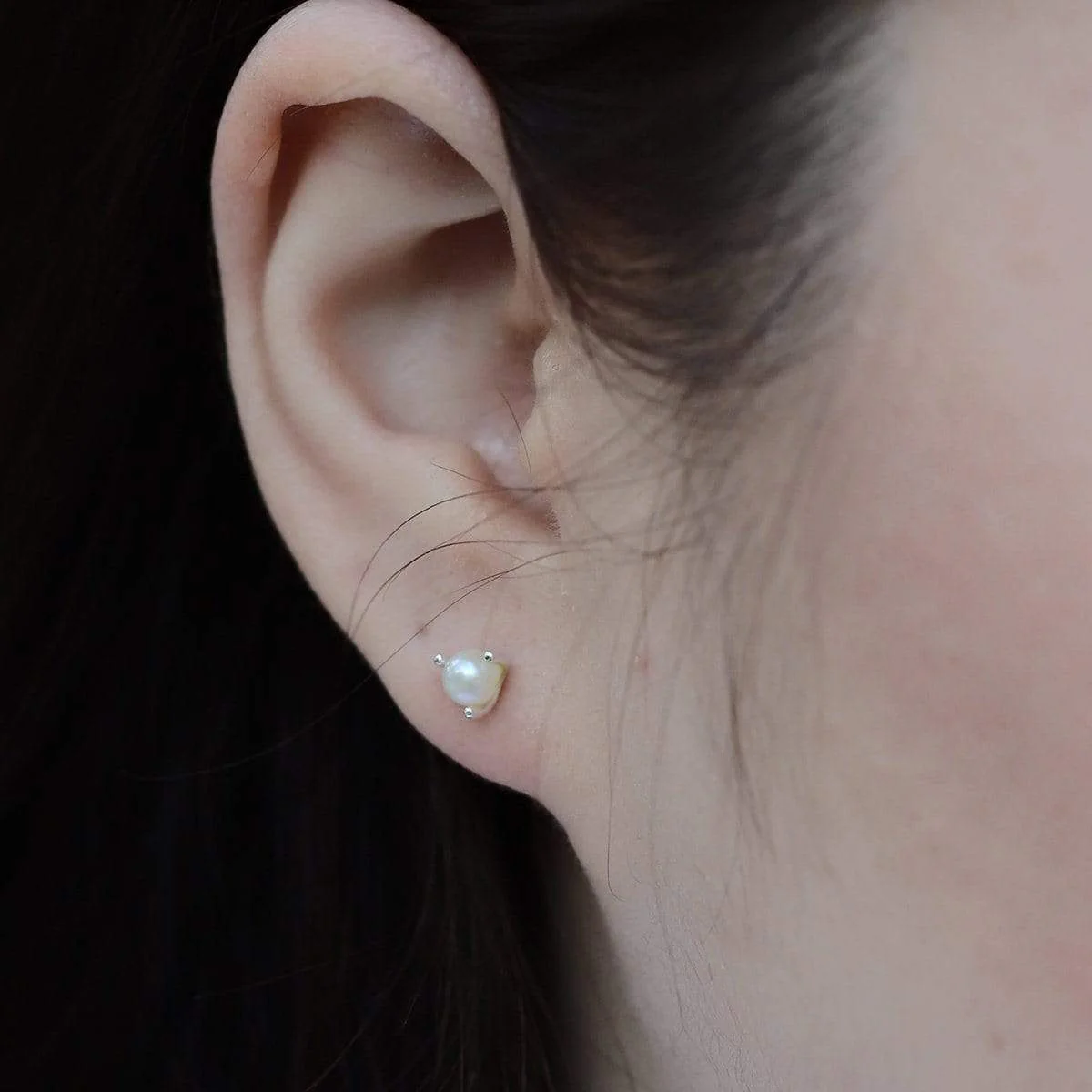 Parel Pearl Studs - Image 3