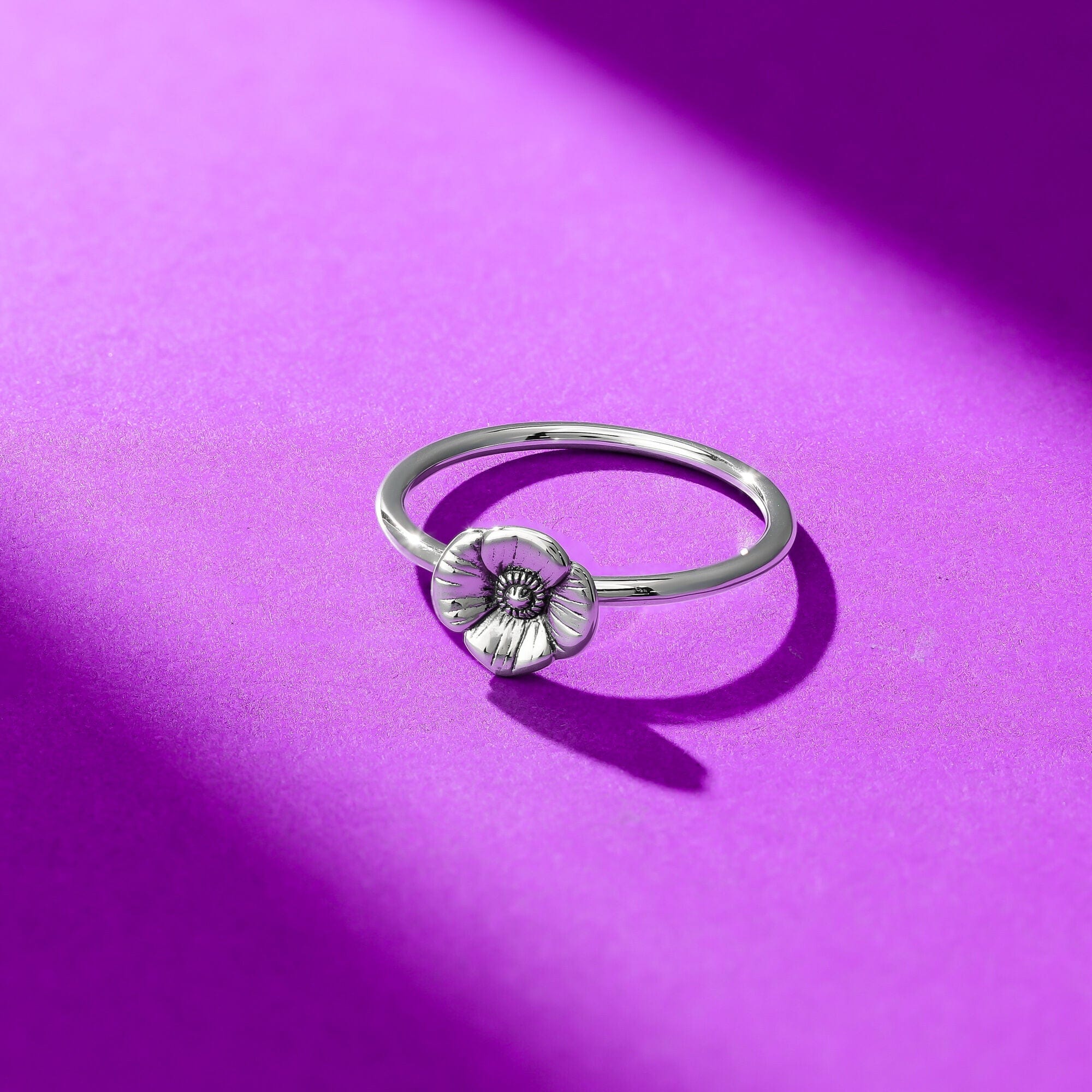 Poppy Flower Ring - Image 3