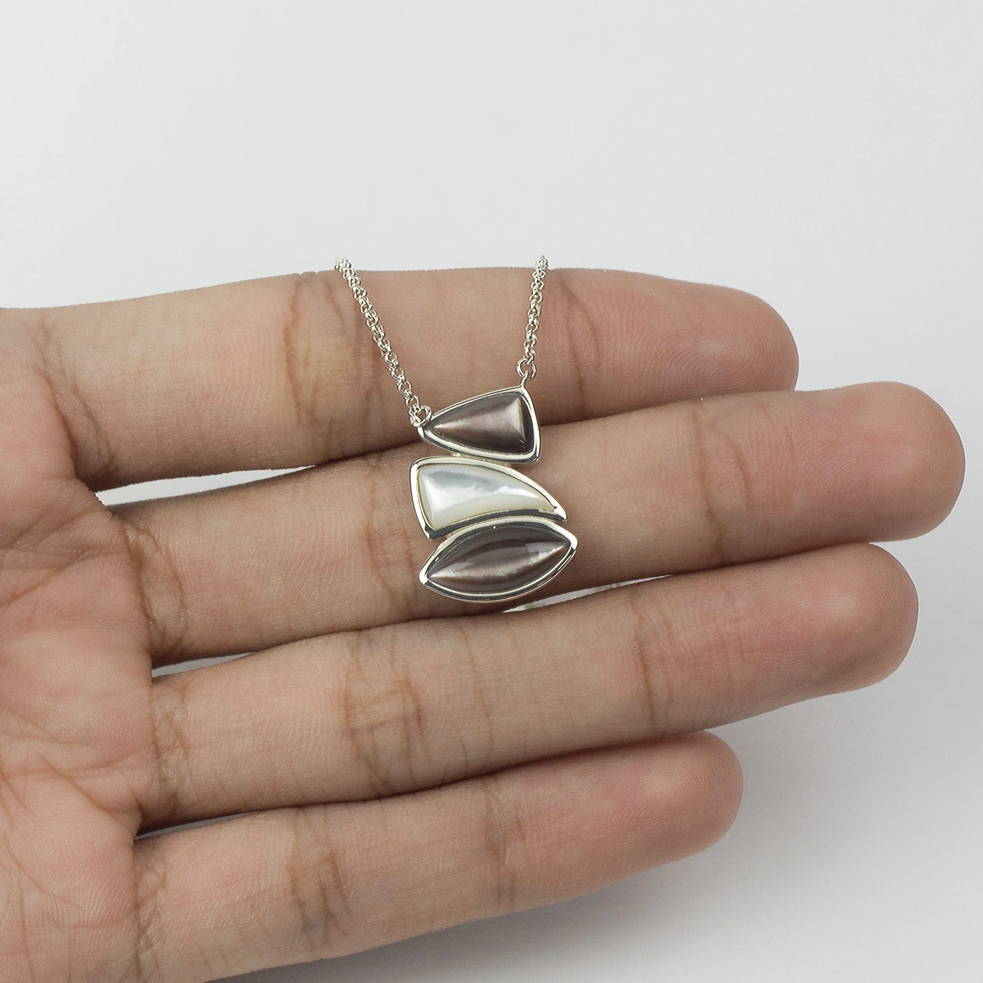 Three Stone Necklace - Image 3