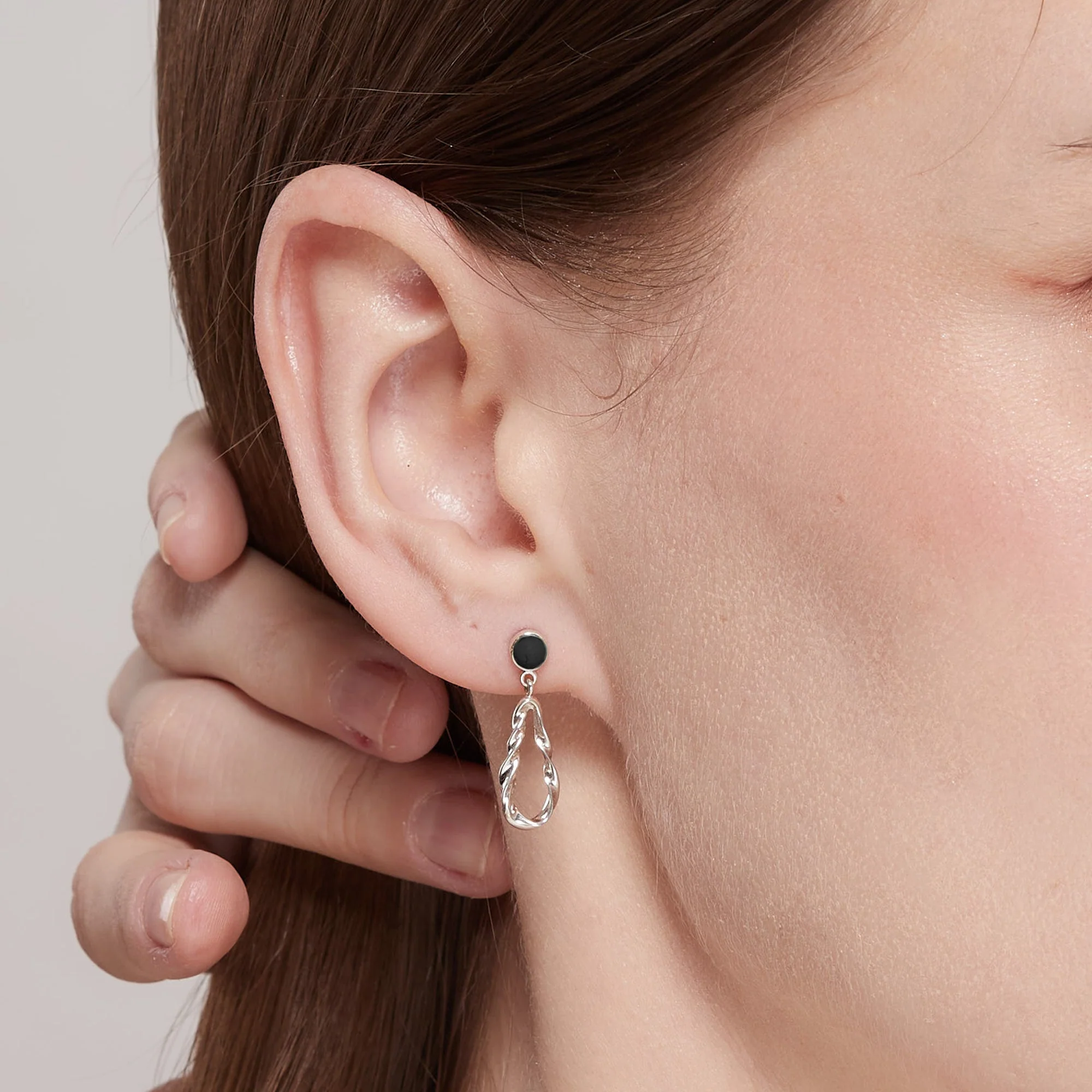 Twisted Teardrop Earrings with Stone - Image 3